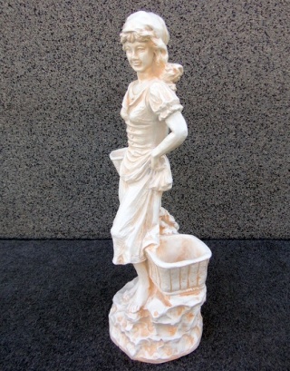 Dziewczyna z koszami